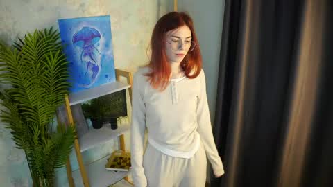 Wendy  DONT FORGET GIVE ME THUMBS UP online show from 04-28-26, 04:12