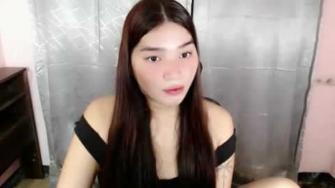 Snapshot of claudia_slut chatting on 09-09-25, 08:30 Claudia online show from 09-09-25, 08:30