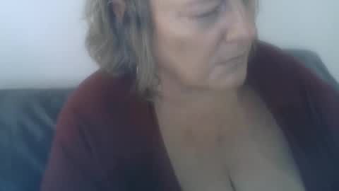 ClaudineDDD online show from 01-02-25, 10:44