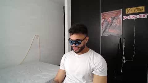 Snapshot of claybrown_ chatting on 07-25-26, 05:21 Clay online show from 07-25-26, 05:21