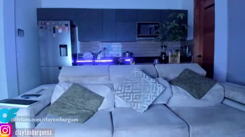 Snapshot of claytonburgues chatting on 09-19-25, 04:03 claytonburgues online show from 09-19-25, 04:03