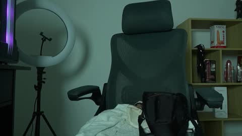 Cleo Adams online show from 12-02-25, 04:51