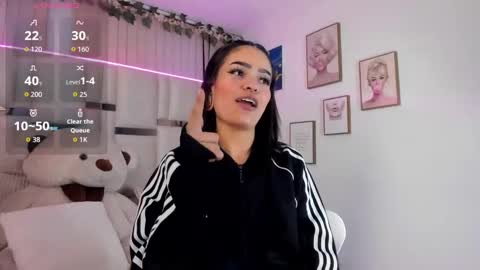 Snapshot of cleo__smith chatting on 09-09-25, 03:39 Cleo smith online show from 09-09-25, 03:39