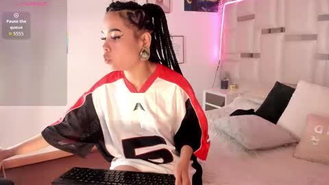 Snapshot of cleo__smith chatting on 10-08-25, 02:09 Cleo smith online show from 10-08-25, 02:09