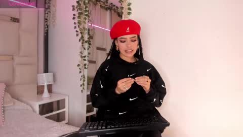 Snapshot of cleo__smith chatting on 10-09-25, 03:26 Cleo smith online show from 10-09-25, 03:26