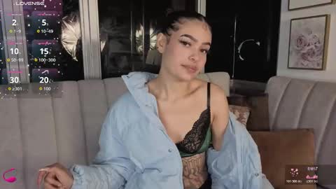 Snapshot of cleo__smith chatting on 10-22-25, 02:12 Cleo smith online show from 10-22-25, 02:12