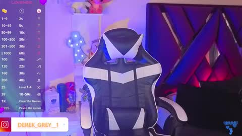 cleopatra online show from 10-15-25, 06:52