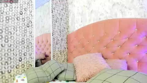 Snapshot of cleo_nilee chatting on 10-26-25, 03:01 cleo online show from 10-26-25, 03:01