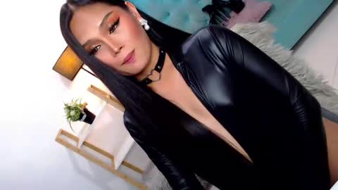 Cleo online show from 02-15-26, 02:52