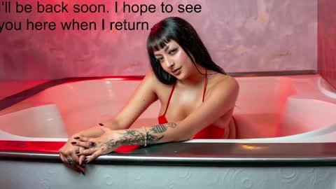 Snapshot of cleoopatraa__ chatting on 11-16-25, 08:03 cleoopatraa__ online show from 11-16-25, 08:03