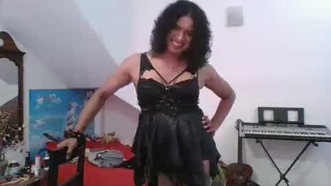Cleopatra online show from 10-10-25, 04:33