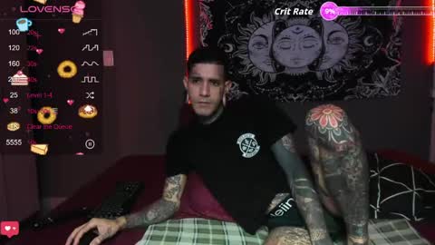 Snapshot of cleosexxx chatting on 05-17-26, 08:05 cleo y maikol online show from 05-17-26, 08:05