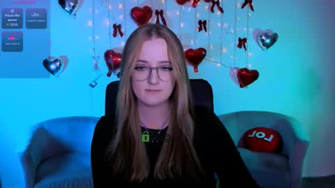 Snapshot of clery_shine chatting on 02-27-26, 08:31 clery_shine online show from 02-27-26, 08:31