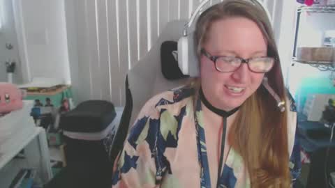 Kate online show from 02-14-25, 06:29