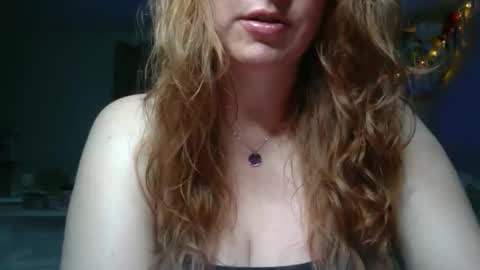 Snapshot of climaxfairy chatting on 05-19-26, 04:30 Kate online show from 05-19-26, 04:30