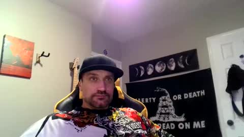 Snapshot of clintwood12 chatting on 01-01-25, 07:52 chad online show from 01-01-25, 07:52