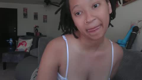 High Queen Clio online show from 03-10-25, 06:45