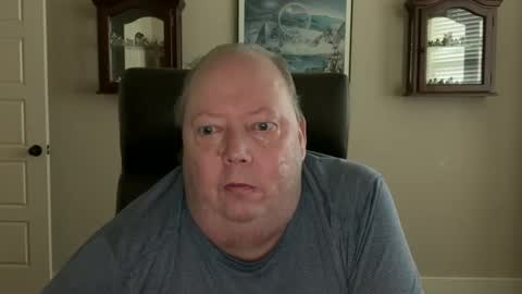 Snapshot of clitlicker459 chatting on 09-24-25, 01:47 clitlicker459 online show from 09-24-25, 01:47