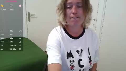 Syl  online show from 07-24-26, 06:33