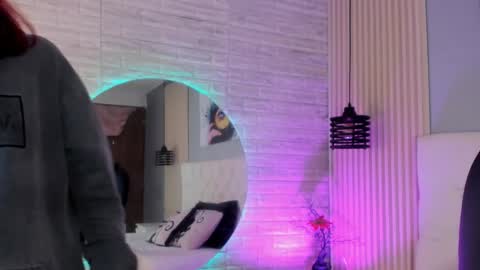 Snapshot of cloe__hills chatting on 12-05-24, 12:22 Cloe online show from 12-05-24, 12:22