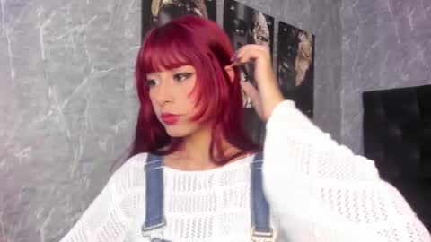 Snapshot of cloe__hills chatting on 02-25-25, 11:30 Cloe online show from 02-25-25, 11:30