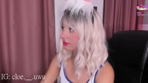 Snapshot of cloe__hills chatting on 09-25-25, 12:53 Cloe online show from 09-25-25, 12:53