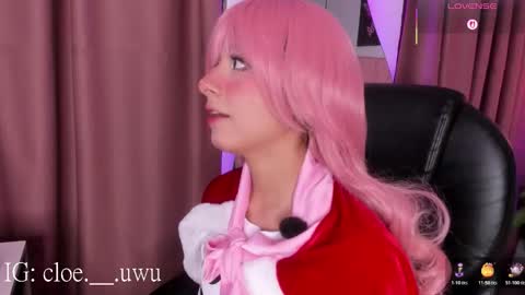 Snapshot of cloe__hills chatting on 10-18-25, 12:28 Cloe online show from 10-18-25, 12:28