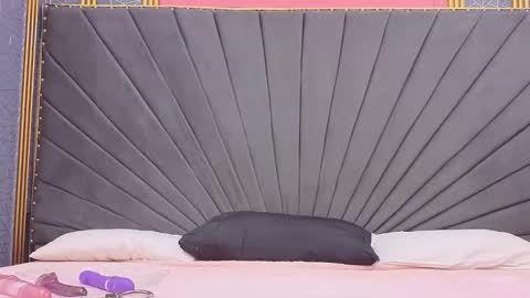 Cloe online show from 03-27-26, 02:17