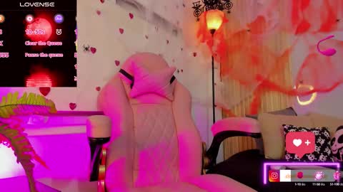 Cloe online show from 10-12-25, 10:20