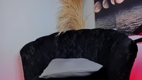 Cloe online show from 11-28-25, 06:32