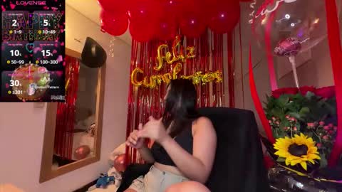 cloe small online show from 02-17-26, 04:09