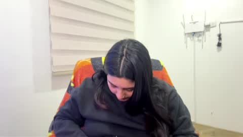 Snapshot of cloe_small08 chatting on 07-08-26, 07:57 cloe small online show from 07-08-26, 07:57