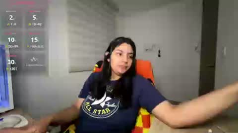 Snapshot of cloe_small08 chatting on 07-29-26, 01:59 cloe small online show from 07-29-26, 01:59