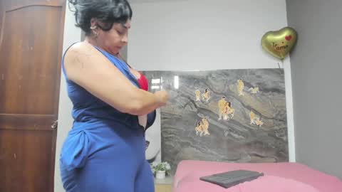 CLOE online show from 02-05-25, 06:04