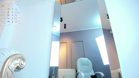 Snapshot of cloehap chatting on 12-24-24, 03:16 Cloe online show from 12-24-24, 03:16