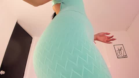 cloe online show from 01-31-25, 12:28