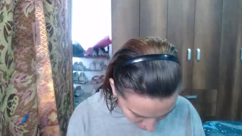 cloepregnant25 online show from 01-08-26, 04:53