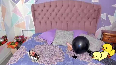 Snapshot of cloeygraweing chatting on 11-11-25, 07:03 cloeygraweing online show from 11-11-25, 07:03