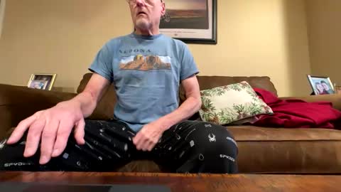 Closetbicd online show from 02-25-26, 10:14