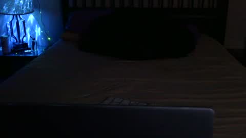 Snapshot of cloudofdust chatting on 07-02-26, 03:56 cloudofdust online show from 07-02-26, 03:56