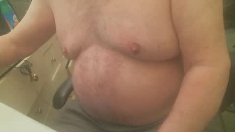 Snapshot of clouds8888 chatting on 09-10-25, 05:35 clouds8888 online show from 09-10-25, 05:35