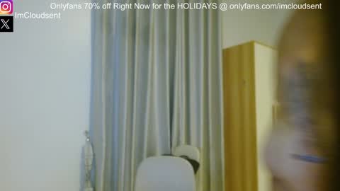  35 videos 50 pictures ---- IGTwitter ImCloudsent online show from 01-01-25, 02:09