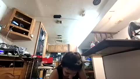 Snapshot of cloudybxtch69 chatting on 02-10-26, 01:21 cloudybxtch69 online show from 02-10-26, 01:21