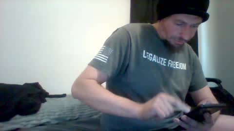 cloudyystarr666 online show from 02-17-25, 05:21