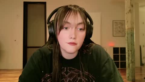 Clover online show from 04-24-26, 04:48
