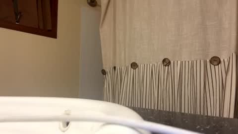 Snapshot of cloverboy1988 chatting on 09-18-25, 11:01 cloverboy1988 online show from 09-18-25, 11:01