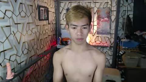 Snapshot of clyde_twinkx chatting on 10-30-25, 04:52 clyde_twinkx online show from 10-30-25, 04:52