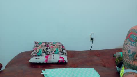 Clyde and Bunny online show from 12-22-24, 07:54