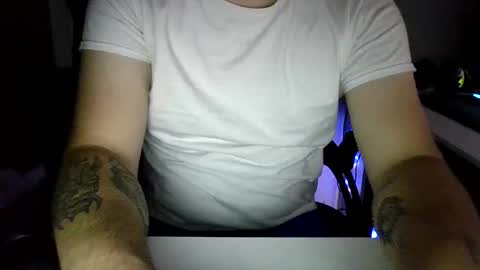 cmatthew32 online show from 05-20-26, 03:34