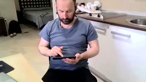 Snapshot of cmp_brandon chatting on 04-13-26, 06:35 cmp_brandon online show from 04-13-26, 06:35